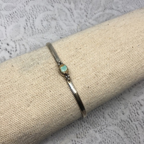 VINTAGE Native American Artisan Artist Signed  LP Sterling Turquoise Bracelet. - Picture 5 of 6